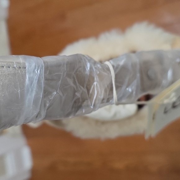 🐑NWT🐑UGG Cream Shearling Shoulder Bag W/ DUSTER - Picture 12 of 13